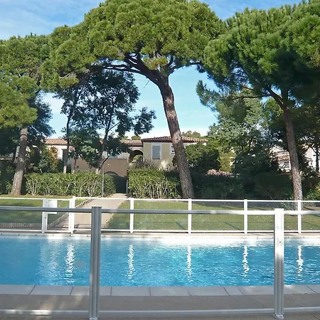 Ferienhaus Holiday Home Jardins Du Port