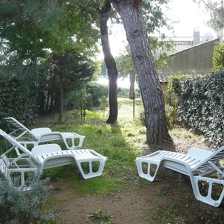Holiday Home Jardins Du Port